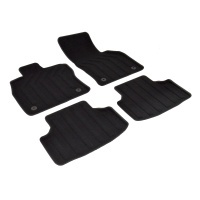 3D LUX textiln� koberce p�esn� tvarovan� Audi Q3 F3 -- od roku v�roby 2018- (barva titanov� �ern�)