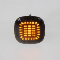 Bo�n� LED blinkry s funkc� dynamick�ho b�hu kou�ov� Audi A4 B5 facelift -- rok v�roby 02/1999-06/2001