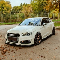 Oneway kompletn� body kit Audi S3 Sportback 8V -- rok v�roby 2013-16 - leskl� �ern�