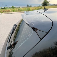 Oneway st�e�n� spoiler Audi RS3 8V Sportback -- rok v�roby 2015-2020 - leskl� �ern�