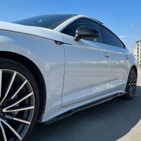 Oneway prahov� n�stavce Audi A5 F5 Sportback S-Line/S5 Facelift -- od roku v�roby 2019- - leskl� �ern�